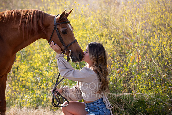 2022SeniorKate_0104