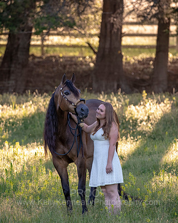 UCDavisGrad22_Megan_0688