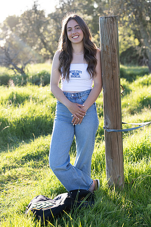 SeniorHannah24_Spring_0310