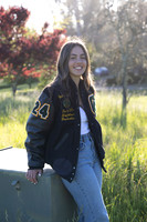 SeniorHannah24_Spring_0115