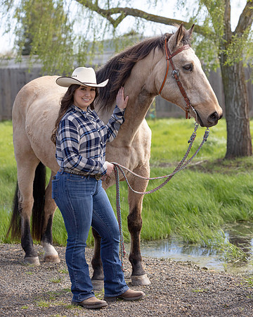 2023SeniorBella_0173