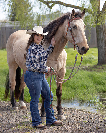 2023SeniorBella_0174