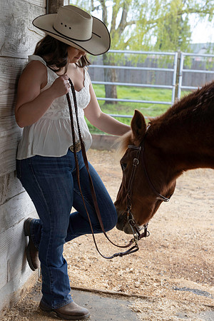 2023SeniorBella_0412