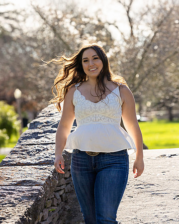 2023SeniorBella_0809