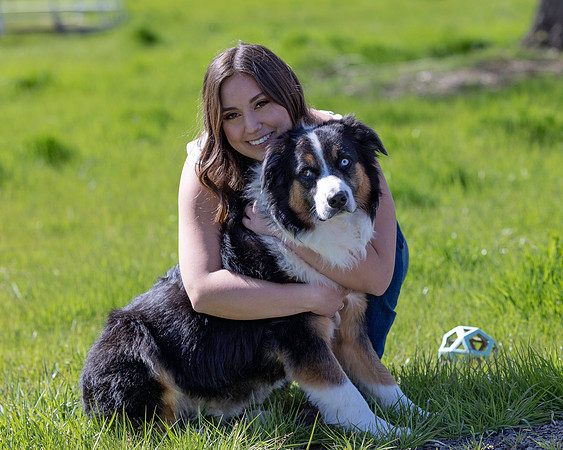 2023SeniorBella_0038