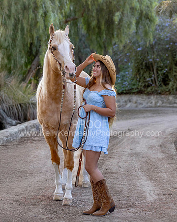 2025Senior_MartiAnn_0180