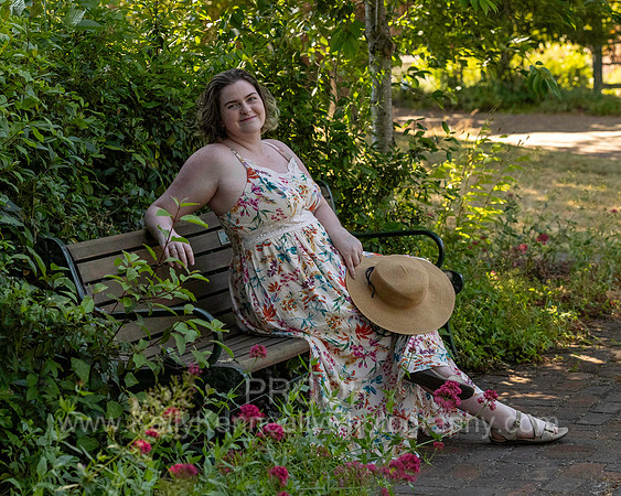 2023SeniorGrace_0070