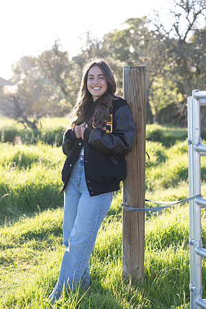 SeniorHannah24_Spring_0293