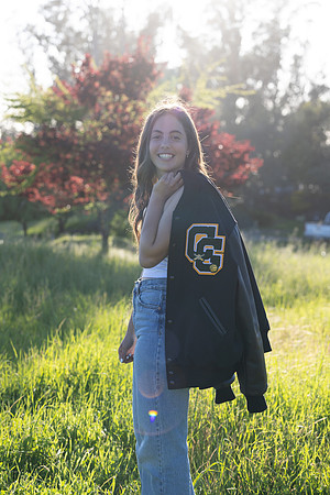 SeniorHannah24_Spring_0156