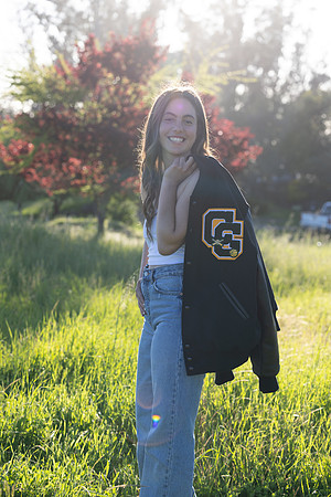 SeniorHannah24_Spring_0157