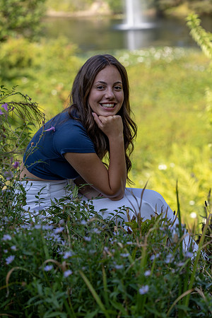 Senior24HannahE_3417