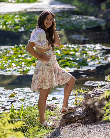 Senior24HannahE_3514