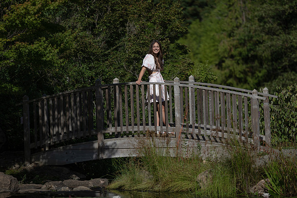 Senior24HannahE_3548