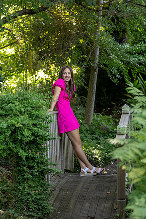 Senior24HannahE_3650