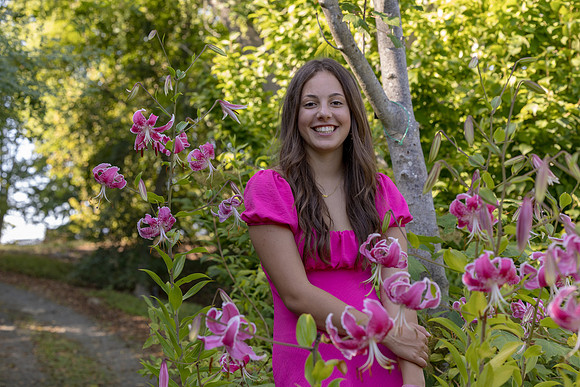 Senior24HannahE_3757