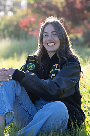 SeniorHannah24_Spring_0180