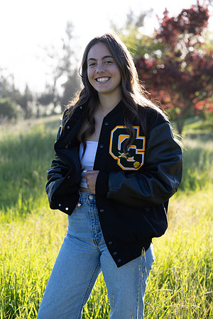 SeniorHannah24_Spring_0119