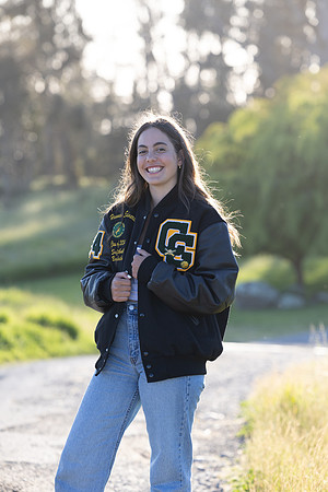 SeniorHannah24_Spring_0220