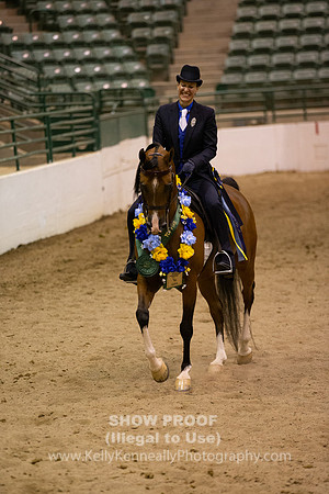 R319_Thurs_BH_2004