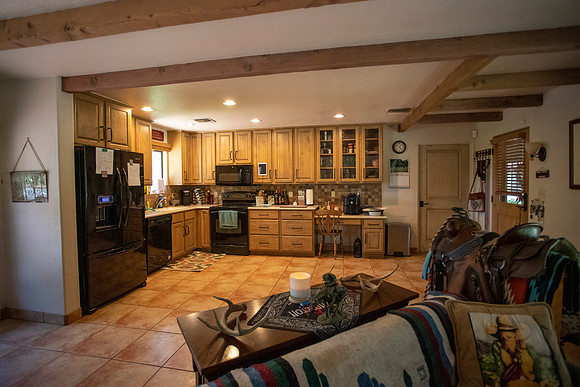 RS_TrainersHouseKitchen_0490