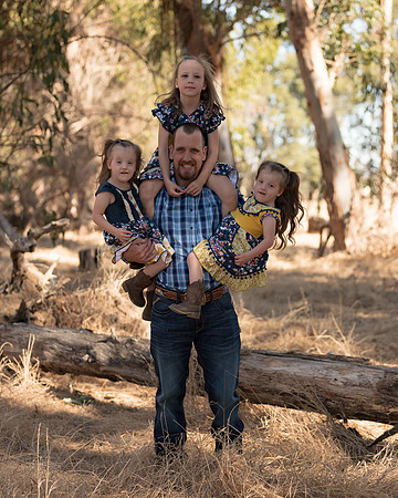 CrestaFamily2019_650