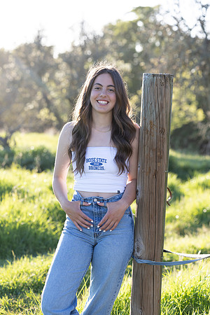 SeniorHannah24_Spring_0312