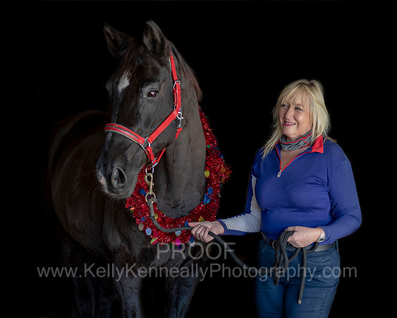 2020Holiday_Allie_0560