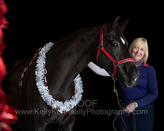 2020Holiday_Allie_0623