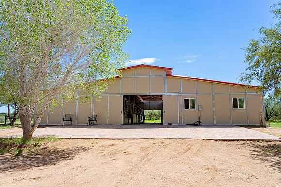 RS_StallionBarn_0157