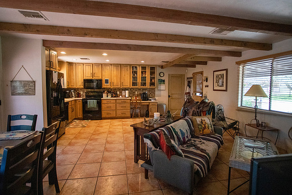 RS_TrainersHouseKitchenLR_0485