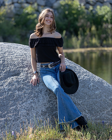 SeniorKyndal22_0912