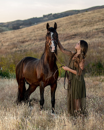2022SeniorKate_0483