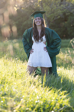 SeniorHannah24_Spring_0536
