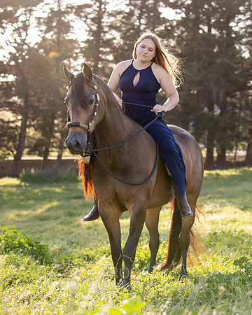 UCDavisGrad22_Megan_0427