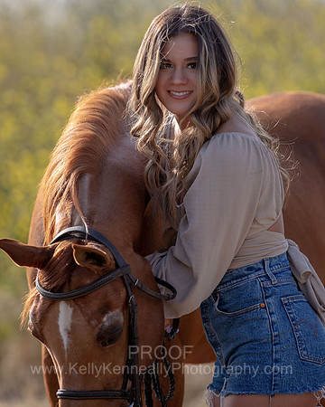 2022SeniorKate_0014