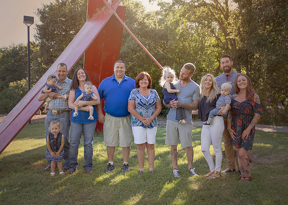 CrestaExtendedFamily_5233