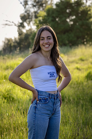 SeniorHannah24_Spring_0061