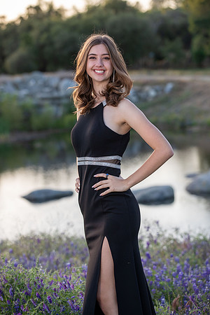 SeniorKyndal22_1204