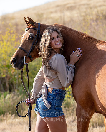 2022SeniorKate_0075