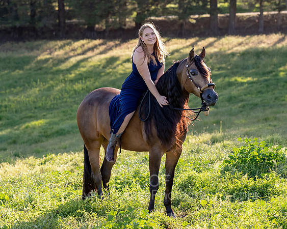 UCDavisGrad22_Megan_0390