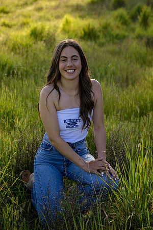 SeniorHannah24_Spring_0069