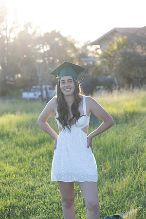 SeniorHannah24_Spring_0424