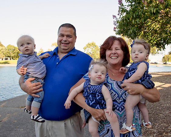 CrestaExtendedFamily_5392
