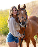 2022SeniorKate_0043
