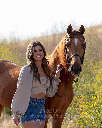 2022SeniorKate_0120