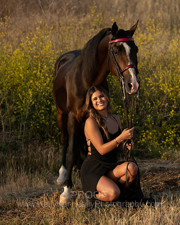 2022SeniorKate_0400