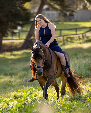 UCDavisGrad22_Megan_0463