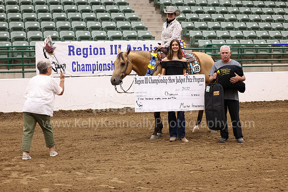 R322_CH_Thurs_4044