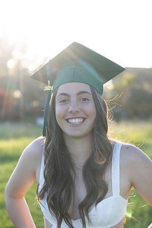 SeniorHannah24_Spring_0429